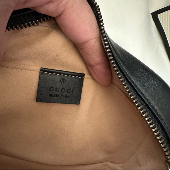 Gucci Marmont Mini Camera Crossbody - Picture 13 of 16